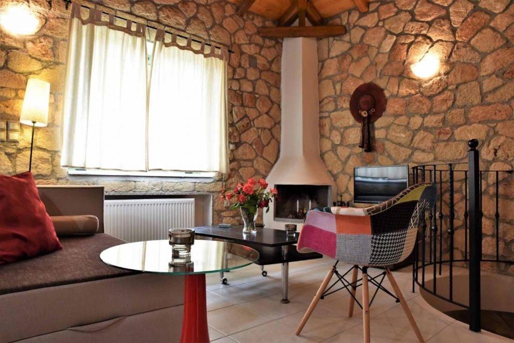 Messinian Horizons Appartement Marathopoli Buitenkant foto