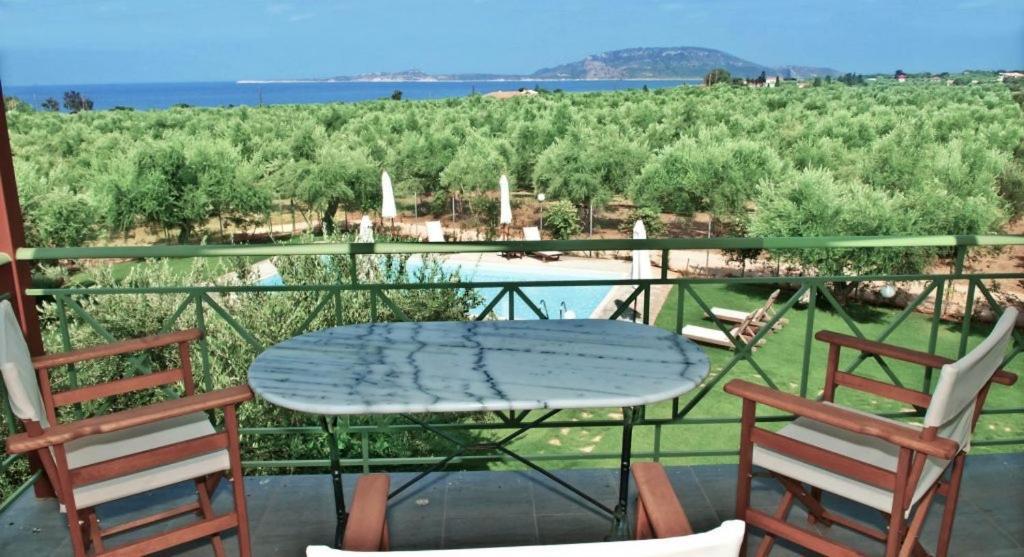 Messinian Horizons Appartement Marathopoli Buitenkant foto
