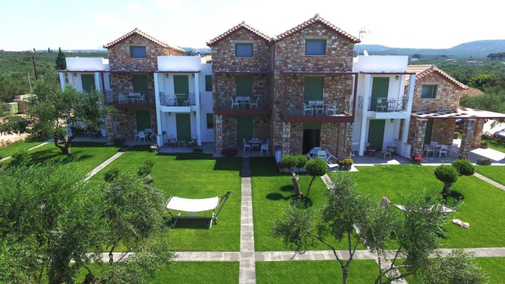Messinian Horizons Appartement Marathopoli Buitenkant foto